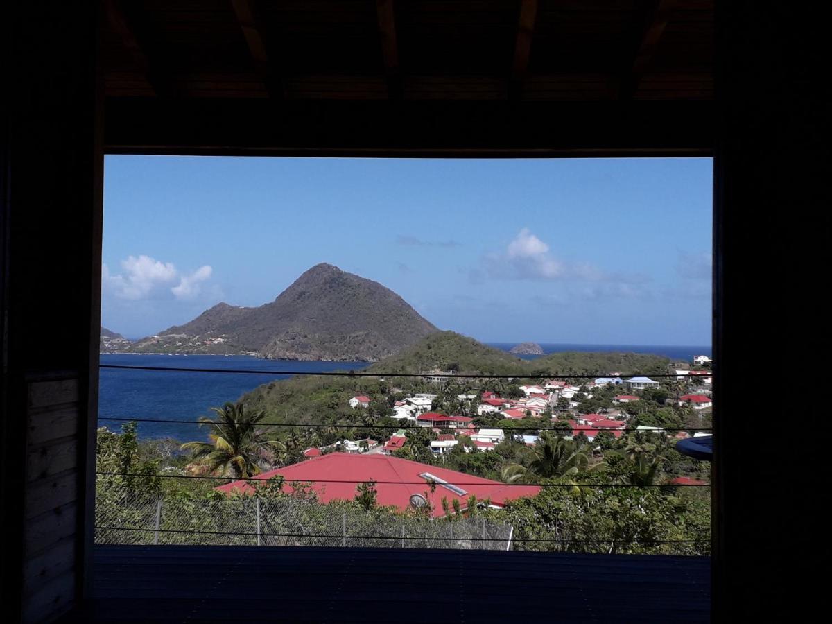 Ti Kaz Anoli Cottage En Bois Avec Vue Sur La Baie Terre-de-Bas Luaran gambar